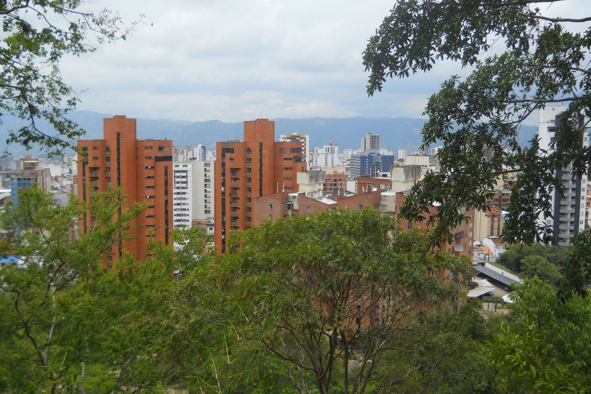Guest Friendly Hotels in Bucaramanga: Best, Luxury & Cheap Rooms for Passport Bros and Bachelors